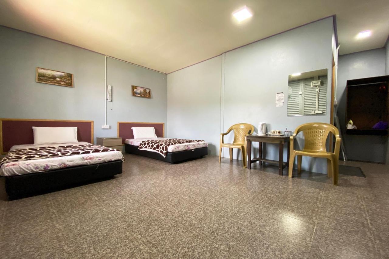 Oyo 90284 Kampung Stay Kilimu Ranau Exteriör bild