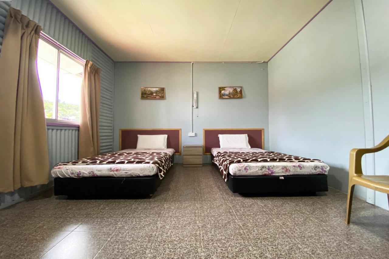 Oyo 90284 Kampung Stay Kilimu Ranau Exteriör bild